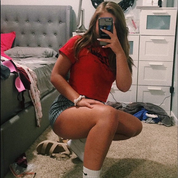 Meet your Posher, Ava - Picture 2 of 2